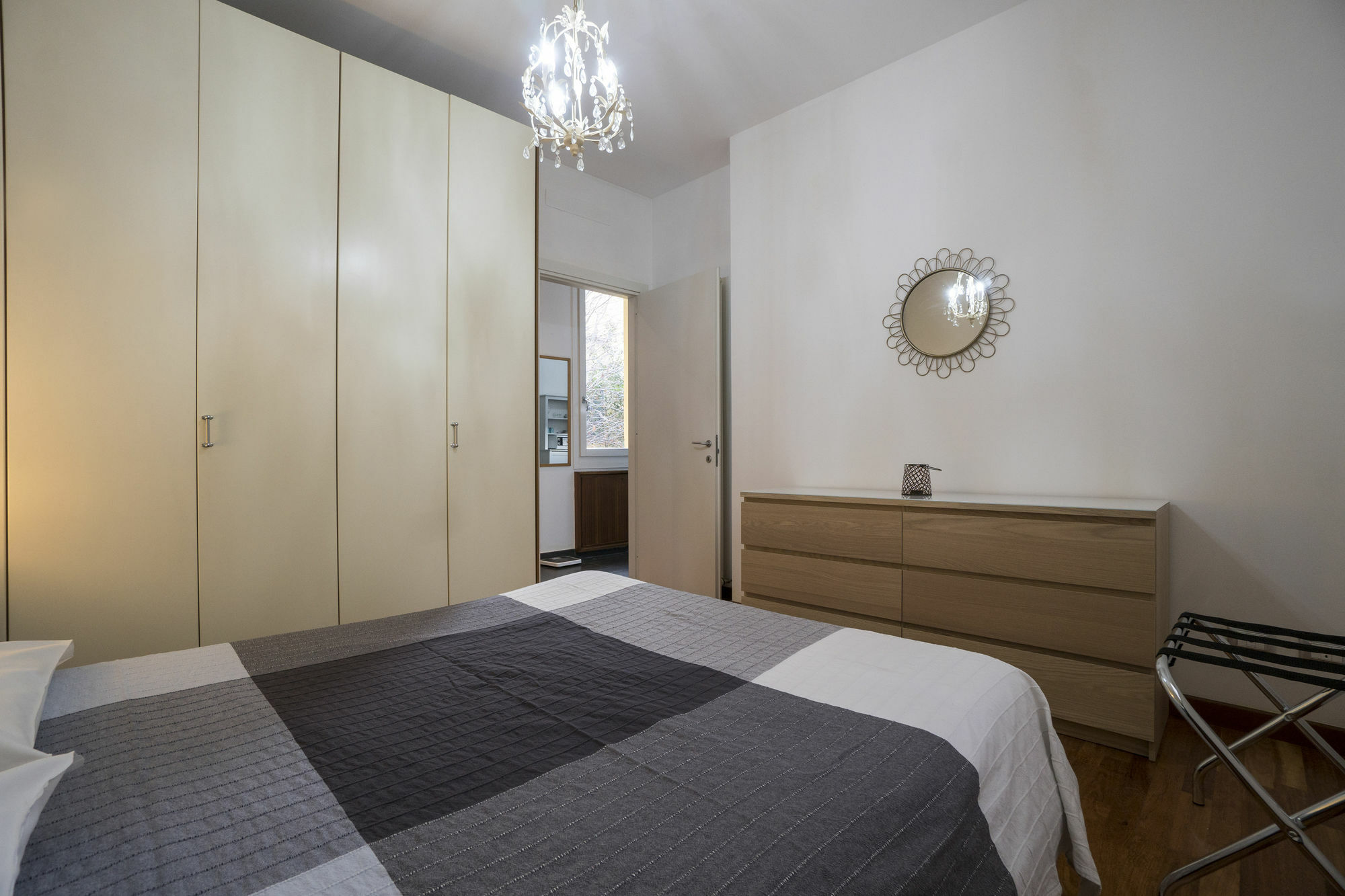 Apartment Opera House By