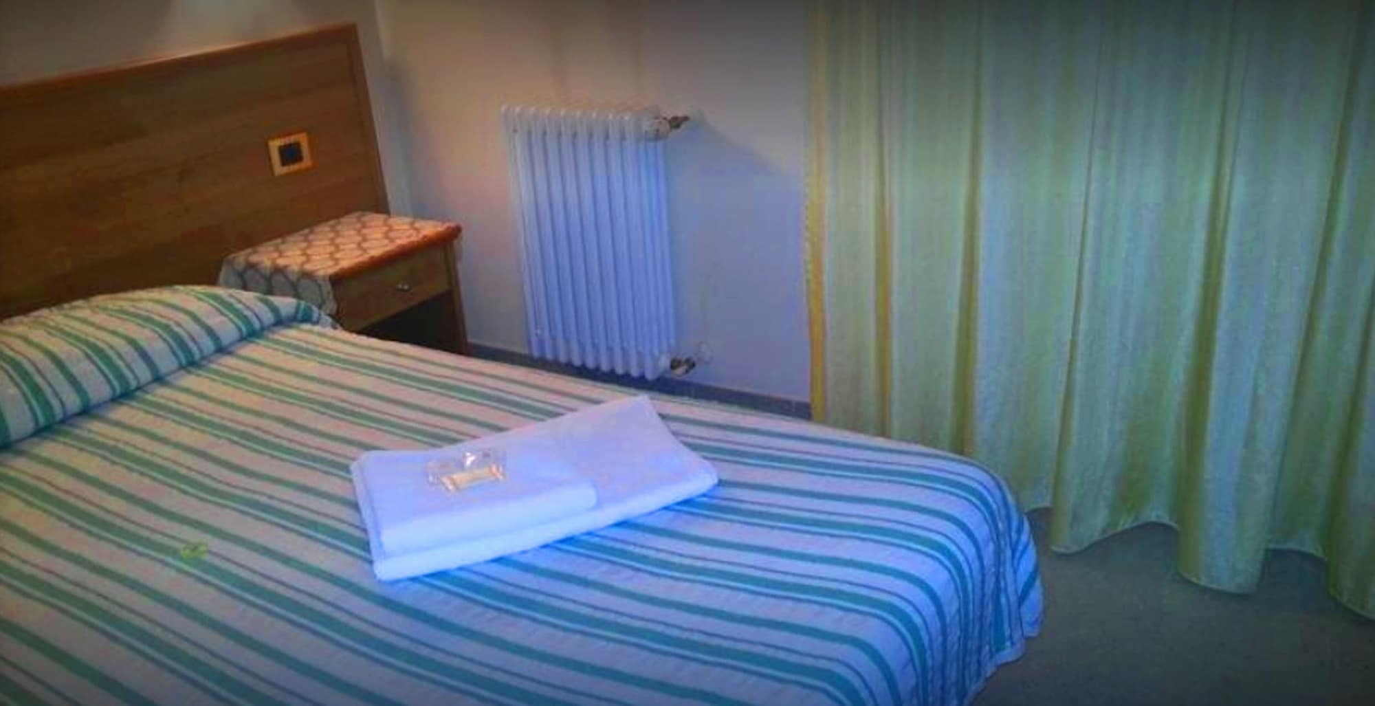 Apartment Caseospitali - Stazione5, Vicino Stazione Ideale Per Due