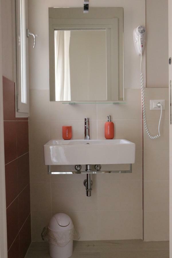 Soleluna Fiera 6 Guest house *