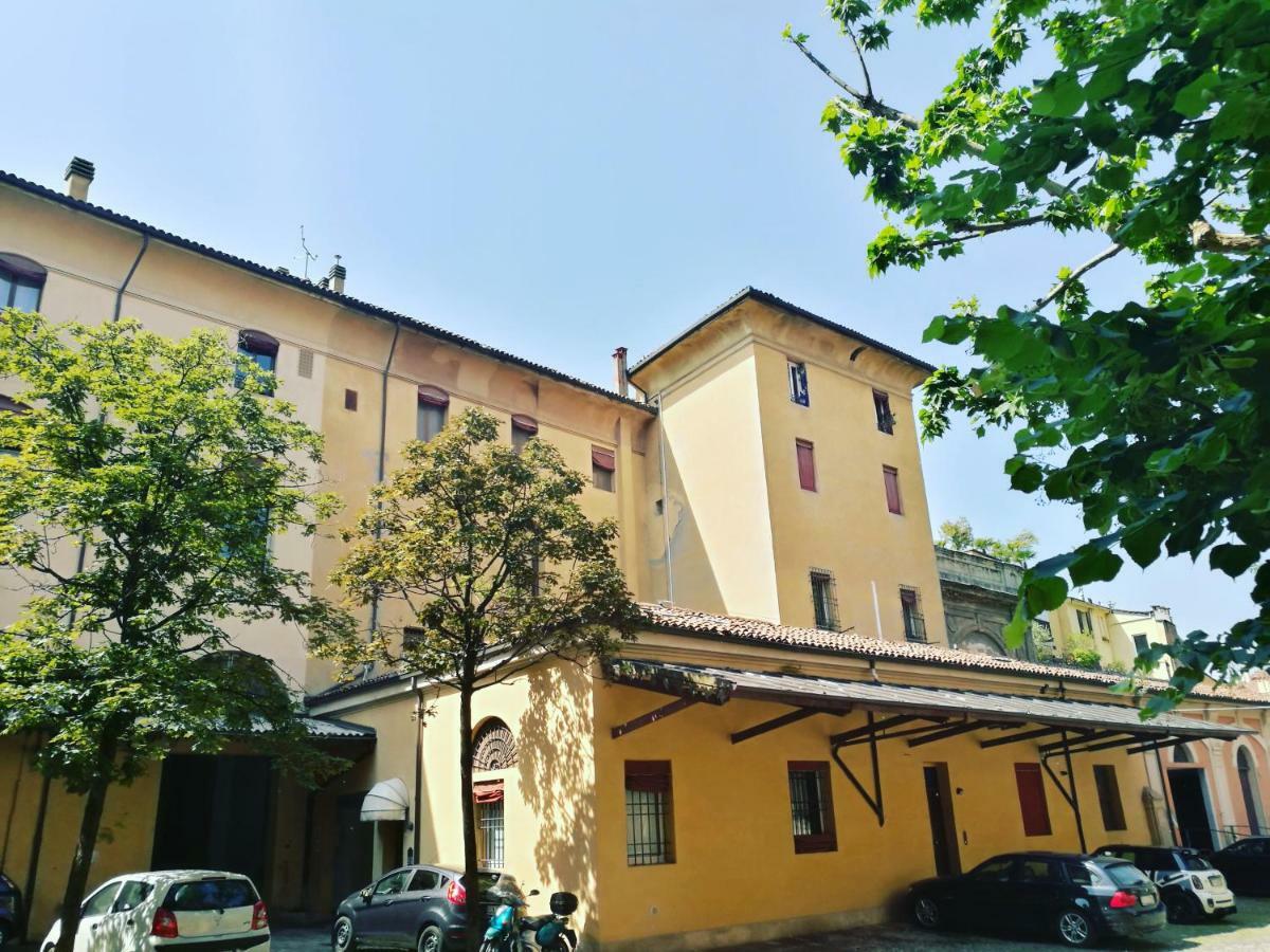 Blq La Santa * Bologna