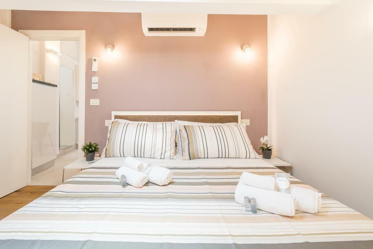 4 Star Two Towers Apartment Bologna