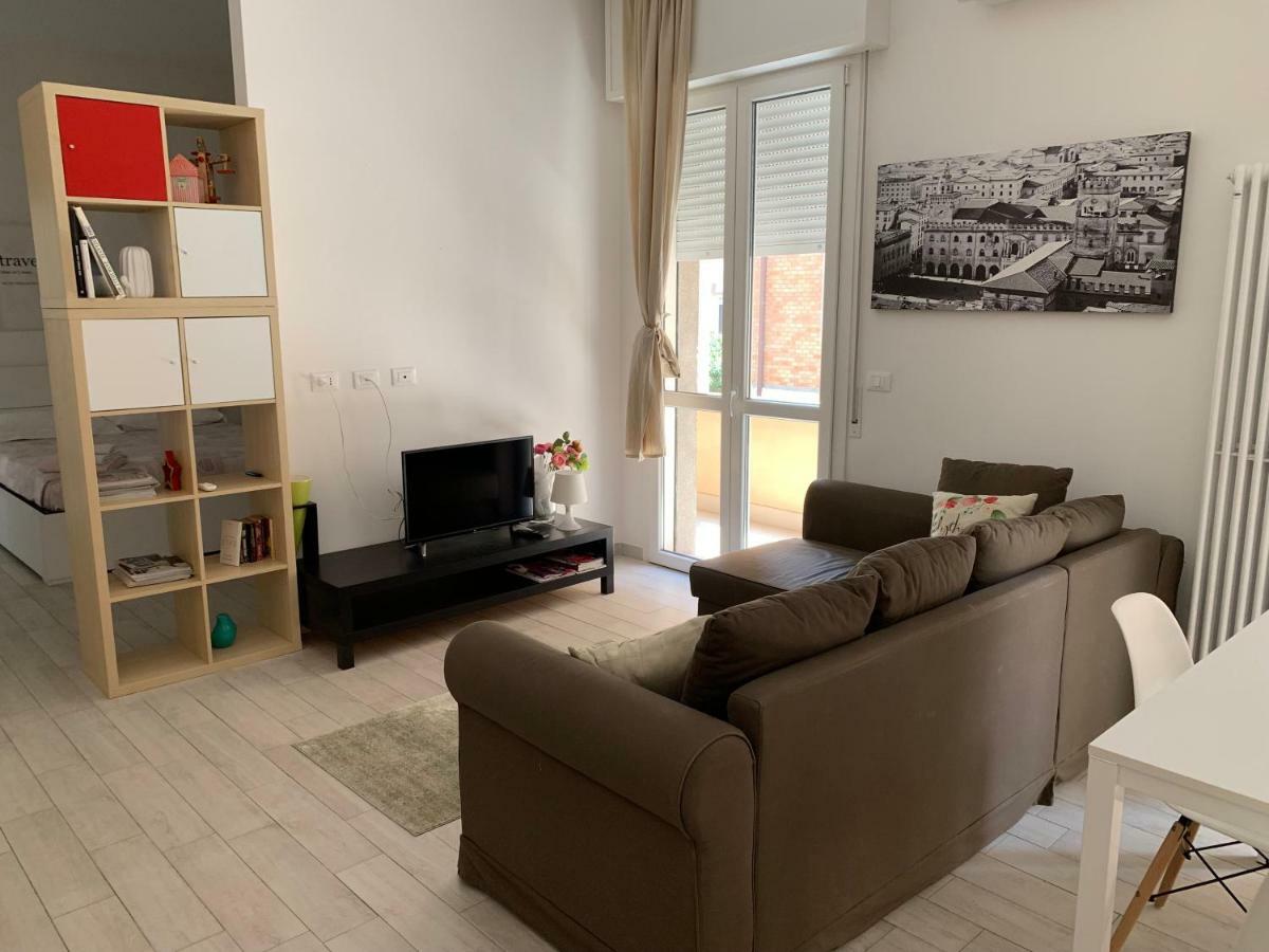 Sorbelli 1 E 2 Apartment *