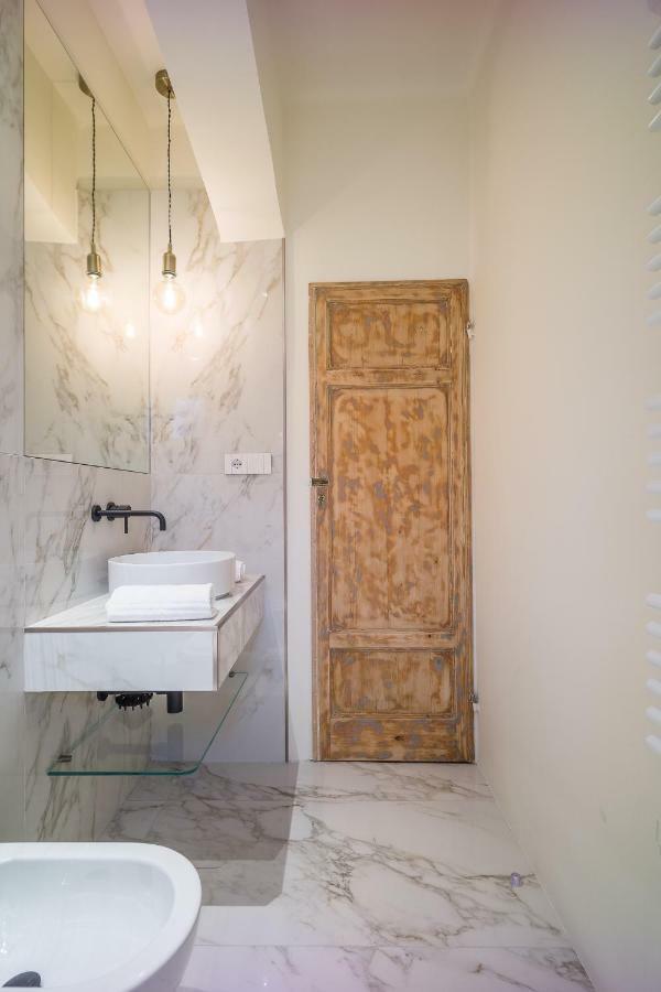 Luxury In Palazzo Spada Apartment Bologna