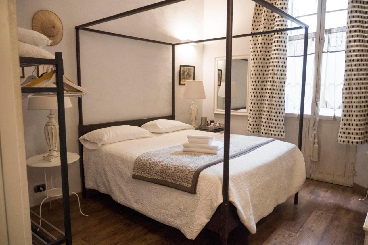 Les Chambres De Amelie Bed & Breakfast *